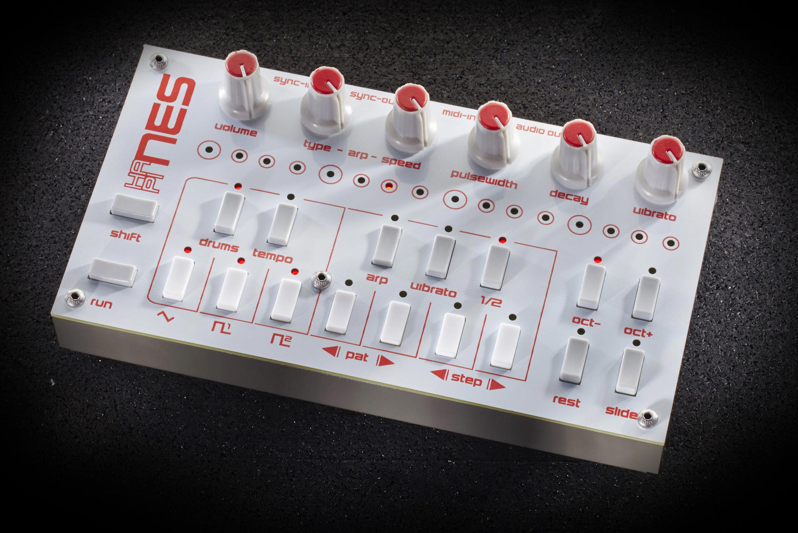 hapiNES L product image