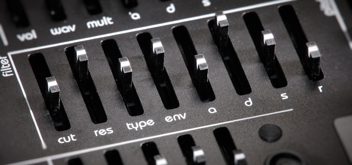 Close-up of TWISTfm filter controls